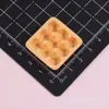 Cura Miniatura Ponta do Dedo Pequena Cozinha Simulação Comida Brinquedos Bandeja de Ovos Acessórios de Resina DIY Cola de Creme Acessórios Feitos à Mão