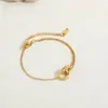 Joyería Romana de Acero de Titanio de Alta Gama con Doble Anillo, Collar, Pulsera y Pendientes Geométricos de Lujo Ligero, Conjunto de Moda para Viajes Diarios para Mujeres