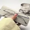 Novos óculos leves de meio aro em titânio para homens, adequados para negócios e pesca, podem ser equipados com lentes de grau e lentes bloqueadoras de luz azul