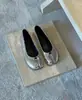 Versión de piel de oveja tabi zapatos de piel genuina de pezuña de cerdo con separación de dedos para mujer de corte bajo planos sin cordones bailarinas zapatos pequeños de cuero versátiles
