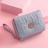 Billetera Transfronteriza Monedero para Mujer 2025 Nuevo Monedero Triple Bordado con Cremallera Moda Simple Bolso Billetera Pequeño