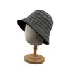 Sombrero de pescador de punto multicolor nuevo de alta calidad para otoño e invierno, sombrero de cubo de lana versátil de estilo coreano, cálido y a prueba de frío