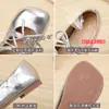 Sapatos Infantis Femininos Estilo Francês 2026 Modelo Novo de Primavera com Laço, Sapatos Baixos de Bico Fino Estilo Britânico da Moda, Sapatos Pequenos de Couro