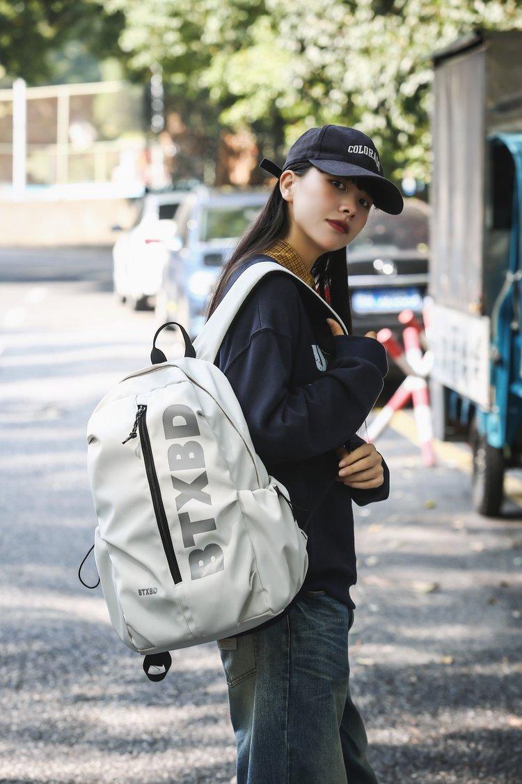 2024111916105265555067w1280h1920_750x750