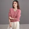 Suéter Feminino Versátil com Gola V e Gola Redonda, Aconchegante, de Lã, Cashmere, Felpudo, Estilo Old Money, Peça de Roupa Feminina Solta e Relaxada