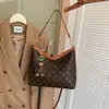 Bolso de mano de alta gama para mujer 2026 nuevo estilo estampado europeo y americano bolso retro para mujer casual versátil gran capacidad bandolera cruzada