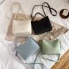 Bolso Cubo Estilo K para Mujer 2022 Nuevo de Moda Primavera y Verano Bolso de Hombro Cruzado para Chicas Bolso Lindo Simple para el Trabajo para Mujer
