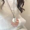 Pente Pequeno Longo Fashionável Aço Titânio Corda Preta Colar Feminino High-end Retrô Simples Exquisito Moda Corrente de Lã