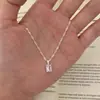 Colar Feminino 2025 Novo Acessórios de Festa para Estudantes de Alto Valor Joias de Nicho de Luxo Leve Corrente para Clavícula de Namorada