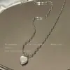 Colar com Pingente de Coração de Pedra Olho de Gato para Mulheres, Estilo Doce e Cool, Acessório de Corrente de Pescoço Tendência Influenciadora, Design de Nicho, Corrente Versátil para Clavícula