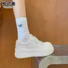 Zapatos Blancos Retro de Cuero Genuino Casual Versátil Suela Gruesa para Mujer 2026 Otoño Nuevas Llegadas Para Personas Bajas Aumentadores de Altura Suela Suave Zapatos Deportivos
