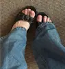 Primeiro Encontro com as Sandálias Slip-On Estilo Francês para Mulheres, Novo Modelo de Verão com Salto Grosso, Sandálias Versáteis e Bonitas Que Não Cansam Seus Pés