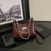 2026 Nuevo Bolso Cuadrado Pequeño de Cadena Versátil de Moda Francesa con un Toque de Lujo, Bolso de Hombro y Cruzado Versátil para el Día a Día