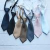Corbata pequeña ultracorta casera para mujeres perezosas, estilo universitario lindo, marrón retro, marrón, negro