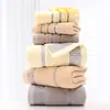Fabricante de Toallas Venta al por Mayor Exportación Algodón Puro Regalo Toalla de Baño 70*140 Caja de Regalo Personalizada Dropshipping Transfronterizo Toalla de Baño de Venta Caliente