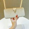 Nuevo bolso de mano de terciopelo retro europeo y americano transfronterizo, bolso de princesa KTV, bolso cruzado de hombro para banquetes de celebridades, bolso de cena