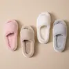 Pantuflas de algodón de color sólido cálido de felpa Amazon transfronterizas de punta abierta para mujer, pantuflas peludas de color Morandi para interior para mujer