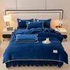 Conjunto de Três ou Quatro Peças de Cor Sólida Espessado em Leite de Pelo Falso Estilo Saia de Cama de Flanela de Inverno Alta Gramatura Dropshipping