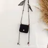 Bolso bandolera pequeño retro casual chic para mujer, nueva colección otoño 2026, bolso cuadrado mini personalizado de nicho para el día a día