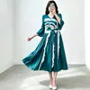 Vestido de cruce fronterizo europeo y americano Issey Miyake, corte A, ceñido a la cintura con cintas, adelgazante, con ribete de volantes, vestido elegante y con estilo