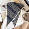 Pañuelo de Cabeza Retro Hot Girl para Mujer, Bufanda Triangular de Moda Primavera y Verano, Bufanda Decorativa Versátil de Seda Artificial, Pañuelo para el Cuello, Tendencia de Top Tubo