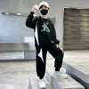 Novo conjunto de moletom de outono para meninos, conjunto moderno de duas peças estilo Hong Kong para adolescentes e estudantes, seda gelada respirável