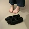 Sapatilha Feminina Retro Francesa com Laço Bico Redondo Forrada com Pelúcia 2026 Inverno Boca Rasa Sapatos Peludos Quentes Algodão Sapatos Simples