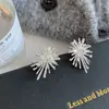 Aretes Exagerados de Fuegos Artificiales Plateados Aguja de Plata S999 Joyería para Orejas de Diseño de Nicho de Lujo Ligero Venta al por Mayor Regalo para Novia