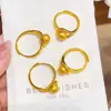 Anillo Abierto de Doble Pista con Incrustaciones de Diamantes y Perla Ojo de Gato, Oro Arena que Conserva el Color, Anillo de Lujo Ligero y Elegante, Joyería al por Mayor para Transmisiones en Vivo