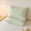 Juego de dos fundas de almohada acolchadas impermeables, nuevo estilo 2026, funda de almohada resistente al aceite para dormitorios, funda interior para núcleo de almohada individual