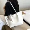 Bolsa Tote de Gran Capacidad para el Día a Día, Bolso Grande de Alta Gama para Mujer, Nuevo Estilo Verano 2026, Bolso de Hombro de Moda para Estudiantes Universitarios