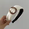 Diadema de Suede Abotonada de Alta Calidad para Mujer 2025 Nueva Diadema de Punta Alta para Uso Diario, Pinza para el Cabello Elegante