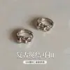 Pendientes de plata pura S999 con diseño de nudo, estilo nicho de lujo ligero vintage para mujer, pendientes de alta gama estilo francés, ear cuffs elegantes, accesorios para orejas