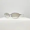 Gafas de Sol Metálicas Ojo de Gato con Sentido Tecnológico Retro Futuro para Mujer, Gafas de Sol de Forma Cóncava Anti-UV para Hombre, Textura Moderna
