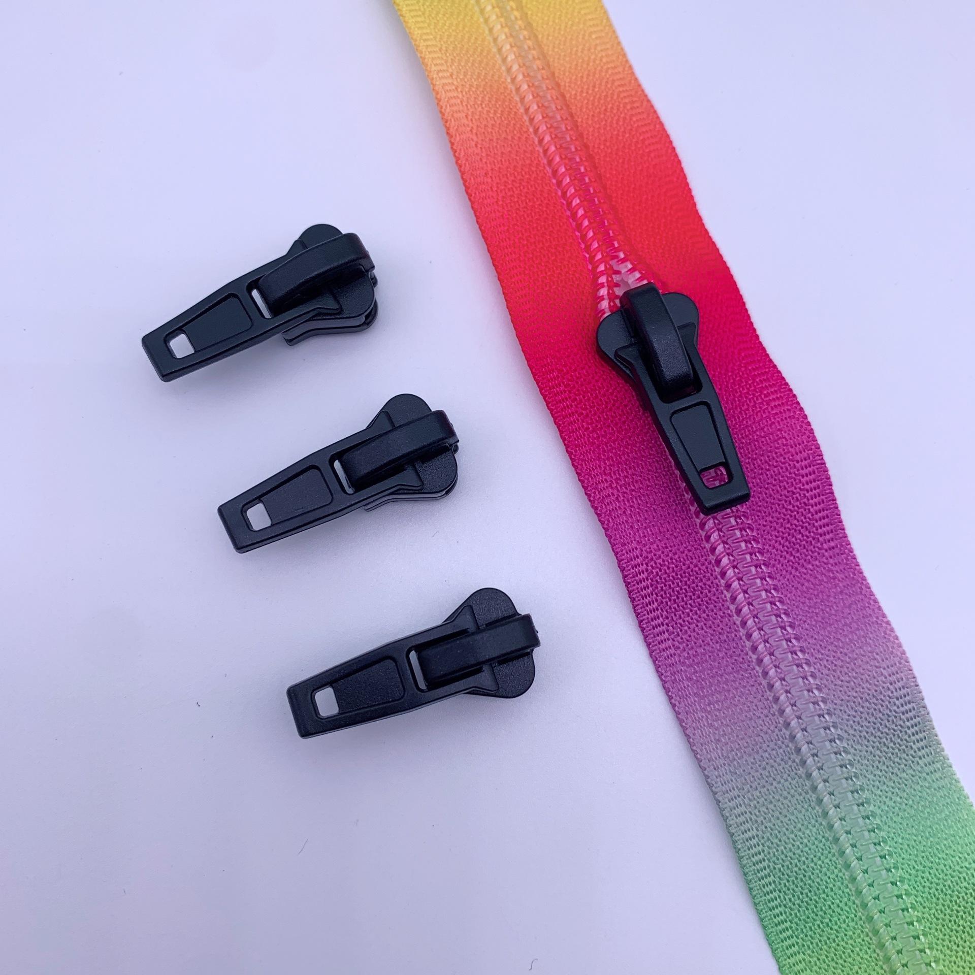 7ca8e6b29d49e0ff05801103b4e770