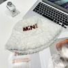 Sombrero de Pescador estilo Coreano para Mujer Otoño e Invierno Felpa Cálido Liso Sombrero de Cubo Bordado con Letras Nueva Llegada Lana de Cordero Combinable Sombrero de Cubeta