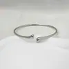 Pulseras Populares Europeas y Americanas de Venta Caliente Transfronteriza, Pulseras Simples de Línea de Nota, Pulseras para Mujer Modernas y Versátiles al por Mayor