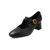 Sapatos Femininos Salto Bloco Bico Redondo Cor Macaron Alça Única Modelo Novo 2026 Couro Bovino de Primeira Camada Salto Médio Boca Rasa