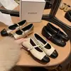 Zapatos Mary Jane de Cuero con Suela Plana, Acolchados Estilo Chanel, con Plataforma Interior, Forro Peludo, Zapatos de Ballet Individuales para Mujer, Nuevos Modelos de Primavera y Otoño