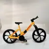 Mini Adornos de Modelo de Bicicleta de Aleación Llavero de Bicicleta Clip de Regalo para Ciclismo Máquina de Bolas de Chicle Regalo Pequeño