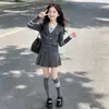 Conjunto de cárdigan de punto estilo universitario y falda plisada para niñas, conjunto de tres piezas para primavera-otoño, suéter y falda corta para niños mayores en otoño