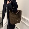 Bolsa de Lona Estampada Leopardo Moda Feminina 2024 Nova Fashionável Elegante Estilo College Bolsa Tote Casual Vintage Bolsa de Ombro
