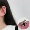 Clipe de Osso da Orelha Perfurado com Textura de Concha Recortada Exquisita para Mulheres, Brincos Elegantes Simples, Modernos e Versáteis Estilo Ins