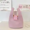 65261 Bolso de Mano Acolchado con Lunares Rosas y Corazón, Bolso de Muñeca Acolchado Diario para Llaves, Pañuelos y Artículos Pequeños