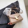 Estilo coreano mulheres elegantes commuter ins textura versátil casual bag 2023 cor sólida textura retro ombro messenger bag