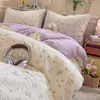 Juego de cuatro piezas de algodón puro tipo puff, grado A para maternidad e infancia, juego de sábana y funda de edredón frescas y sencillas estilo ins, juego de tres piezas de sábana bajera estilo dormitorio estudiantil