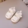 Dropshipping Zapatos de Caminar Suaves para Bebé Sandalias de Malla Transpirable Zapatos de Playa Sandalias para Niña Nuevo Estilo Verano 2026
