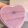 Brilhantes Brincos de Alfinete Reto Trevo de Quatro Folhas Tipo D Aço Titânio 316 Personalidade Versátil Argola para Cartilagem da Orelha com Zircônia Brincos Cuff para Mulheres