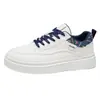 2026 Nuevas Zapatillas Casuales Ligeras Transpirables para Hombre de Verano Retro Versátiles para Trabajo Deportes Modernas Zapatos Blancos