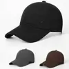 Gorra de pico estilo nuevo para hombres de mediana edad, gorro con protección para los oídos a prueba de frío, gorra de béisbol casual engrosada para mediana edad y ancianos, gorro de invierno para exteriores
